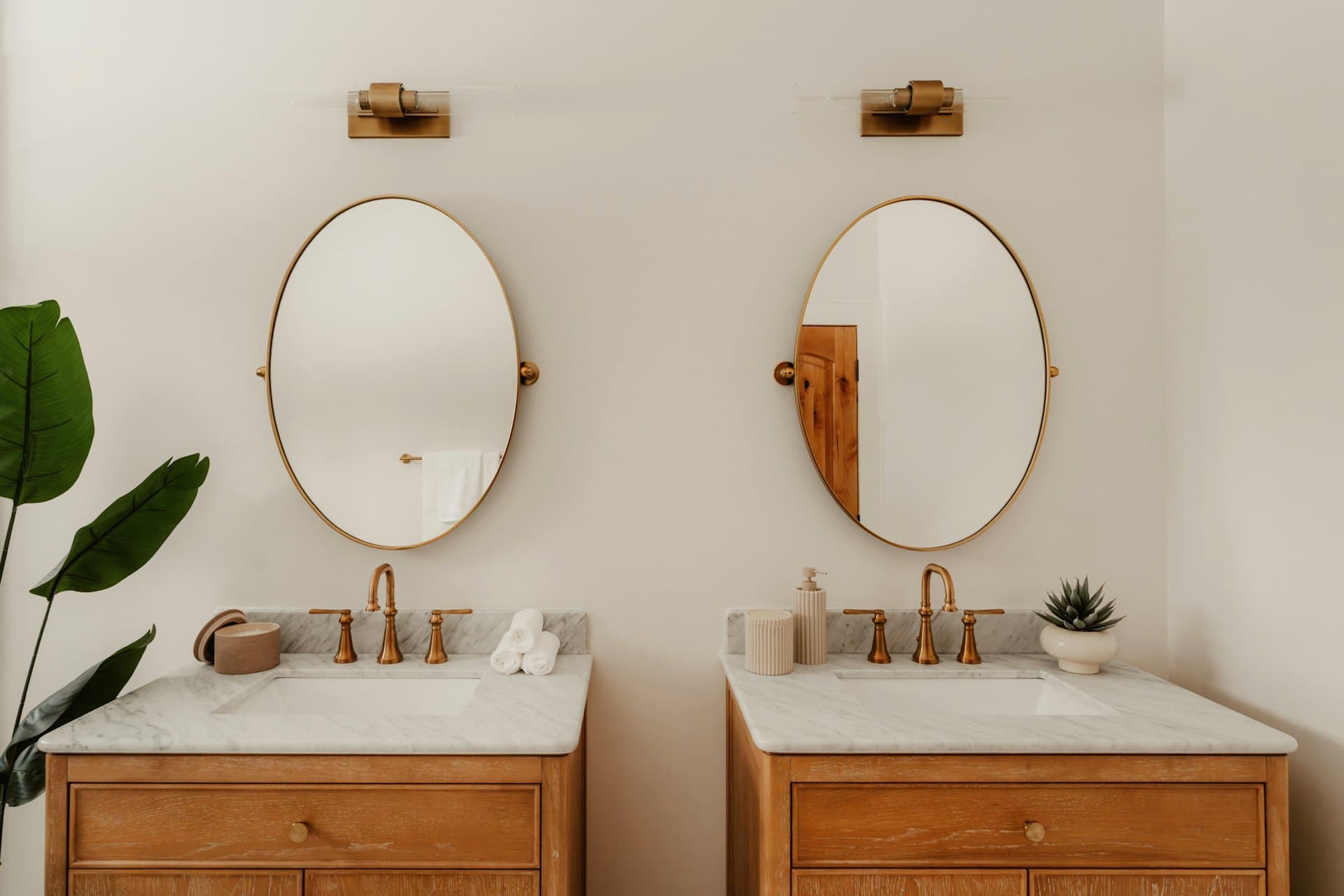 Floating wall-mount vanity